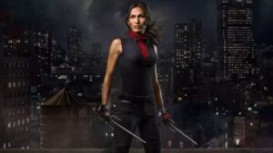 Élodie Yung é flagrada como Elektra no set de Demolidor Renascido