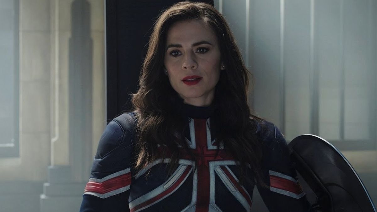 Hayley Atwell Detona Morte da Capitã Carter em 'Doutor Estranho 2': "Desserviço Completo"